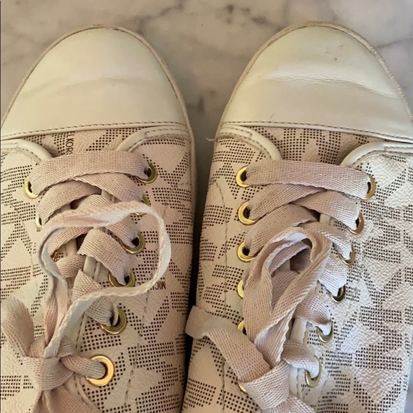 Michael Kors shoes - Picture 3 of 6